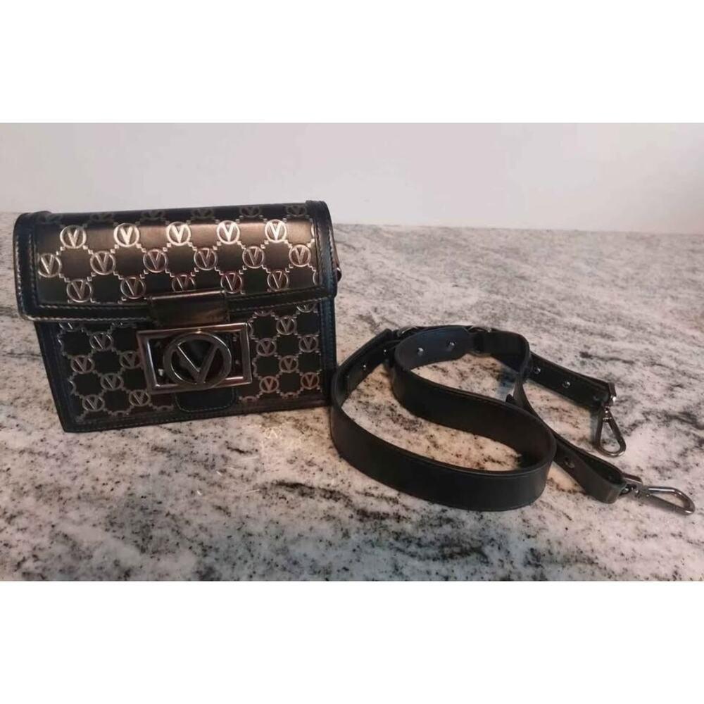 Valentino Monogram Purse-Excellent Condition-With yellow bag for protection